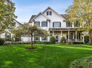 14945 Creekside Path, Libertyville, IL 60048