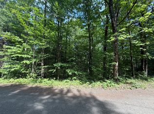 30 W Brook Dr, Heath, MA 01346