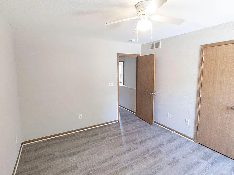 1507 Bodie Dr — Photo 32