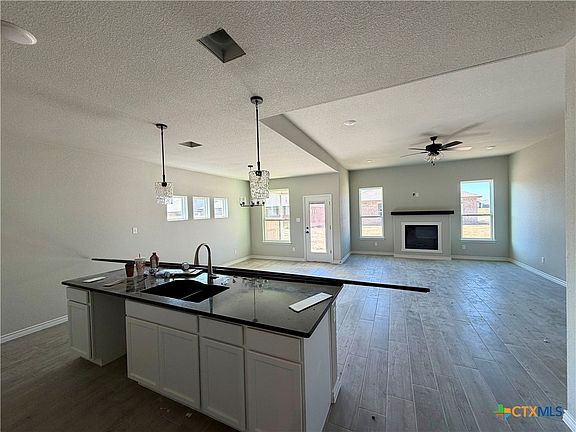 3rd image of 2550 Settlers Oak Dr