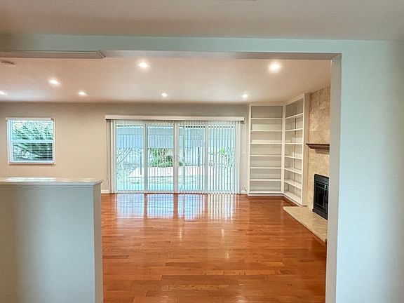4th image of 639 Beverly Dr