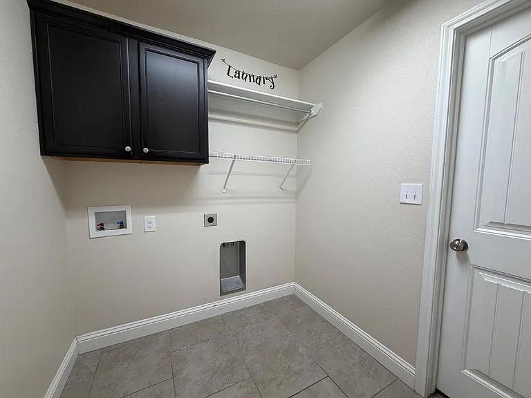 9706 Ross Ave — Photo 10