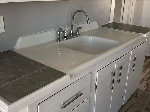 Kitchen sink