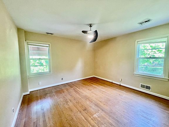 5th image of 2306 Larkwood Rd