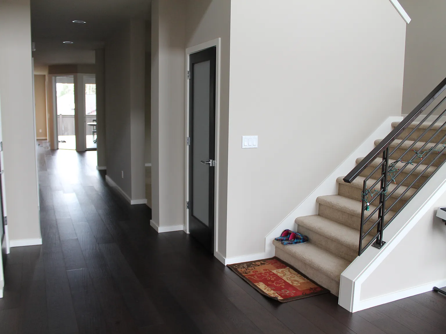 4 bed, 3940 sqft, $6,400 — Photo 3