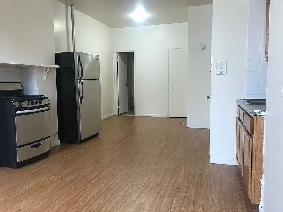 1st image of 143 Wilson Ave #2LRR