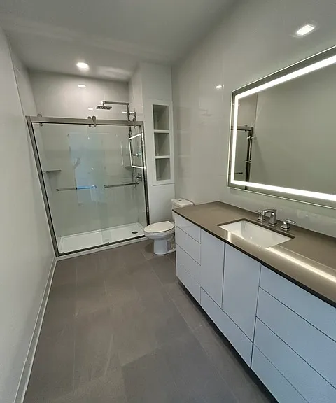 Residences at Sharon Gallery — Photo 107
