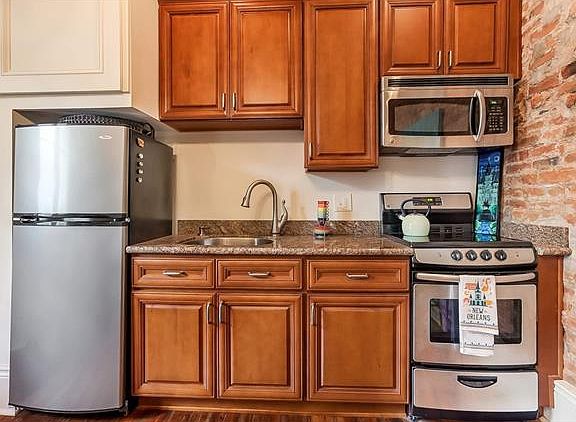 2nd image of 521 Saint Louis St #203