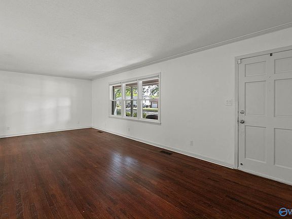 5th image of 4312 Hunt Dr NW