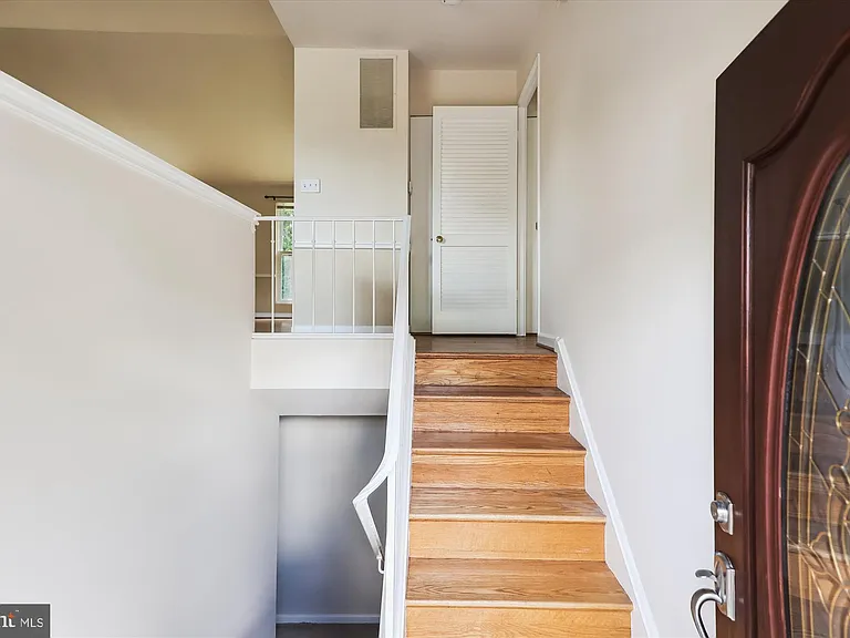 6916 Southridge Dr — Photo 4