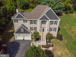 404 Grand Oak Ln, Exton, PA 19341
