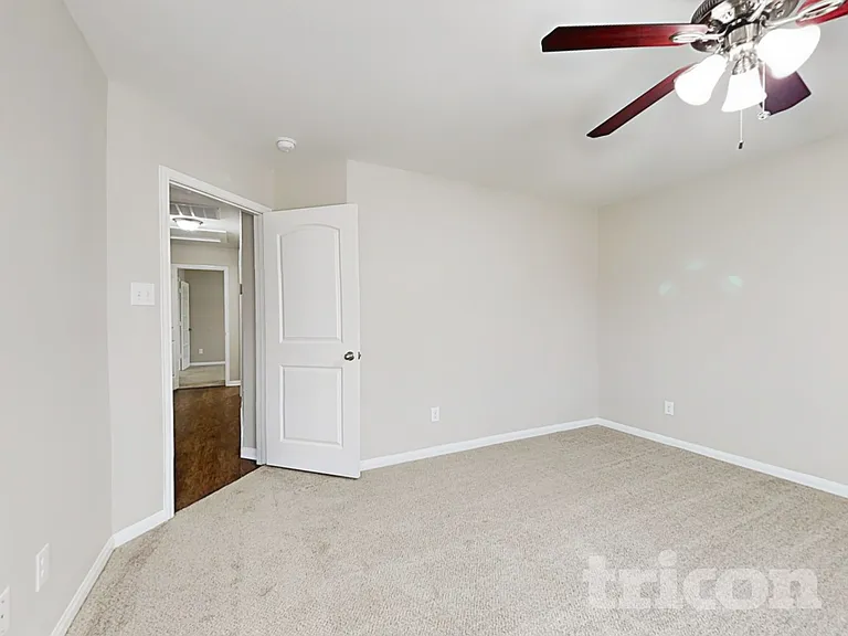 2437 Regatta Ln — Photo 8