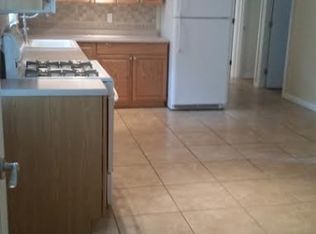 5 Tannery Rd, Feeding Hills, MA 01030