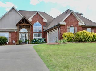 535 Overton Dr, Prattville, AL 36066