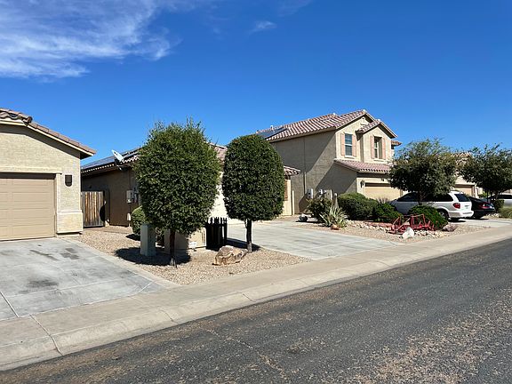 3rd image of 11748 W Maui Ln
