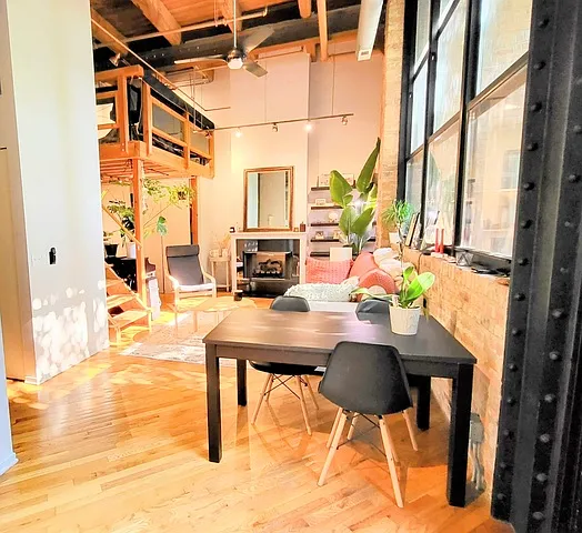 226 N Clinton St #106 — Photo 2