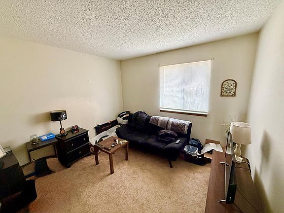 5th image of 2604 Woodwind Ct