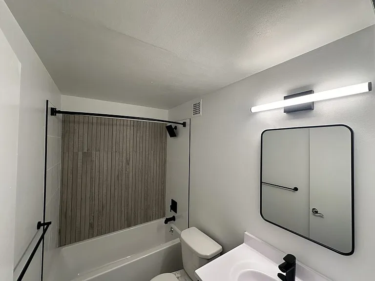 Garner House Apartments — Photo 4