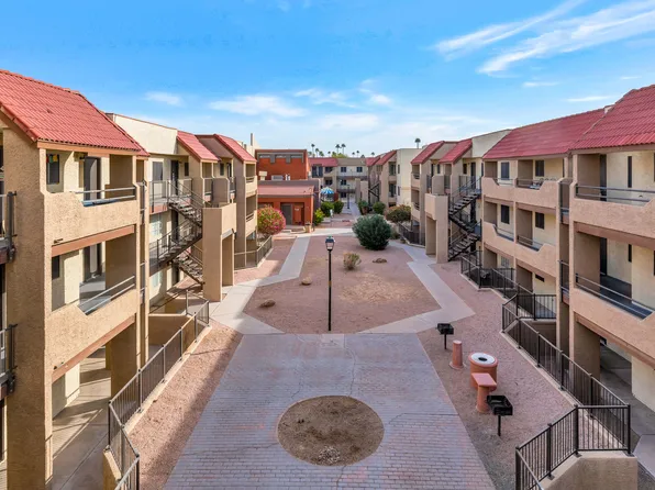 Urban Walk Apartments