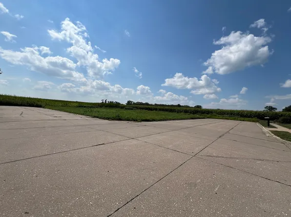 0 Calvin St Lot 1, Davenport, IA 52804