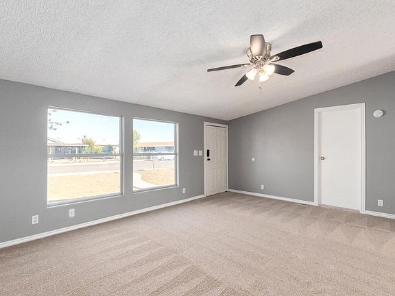 4th image of 5212 S 108th Dr