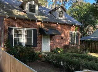 200 NE 11th Street, Gainesville, FL 32601