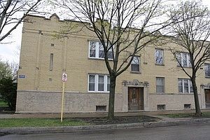 1st image of 5635 W Wellington Ave