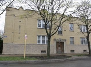5635 W Wellington Ave, Chicago, IL 60634