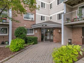 280 Brittany Dr, Ottawa, ON
