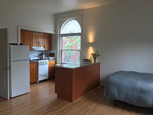 2300 Delancey Pl #3R Photo 1