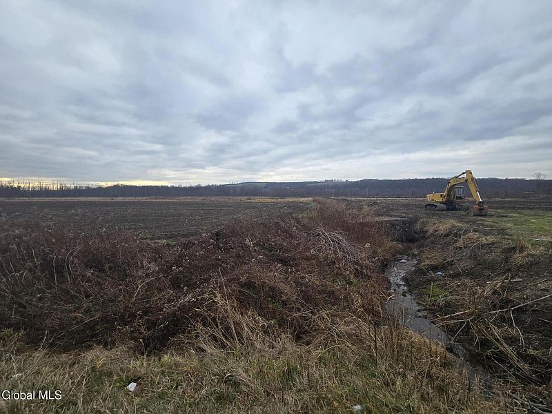 3rd image of L14.-2-19 State Hwy 5