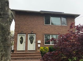 477 Tysens Ln #2, Staten Island, NY 10306