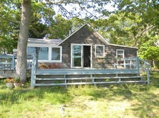 4 Millstone Ln, Southampton, NY 11968