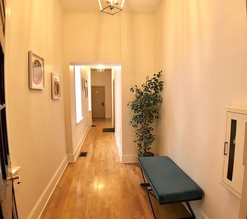 1st image of 3805 Lindell Blvd APT F
