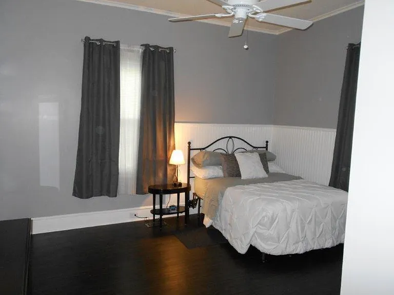 2414 Shirley St — Photo 3