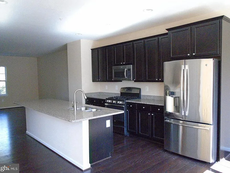 7886 River Rock Way — Photo 6