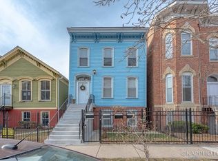 3238 S Prairie Ave, Chicago, IL 60616