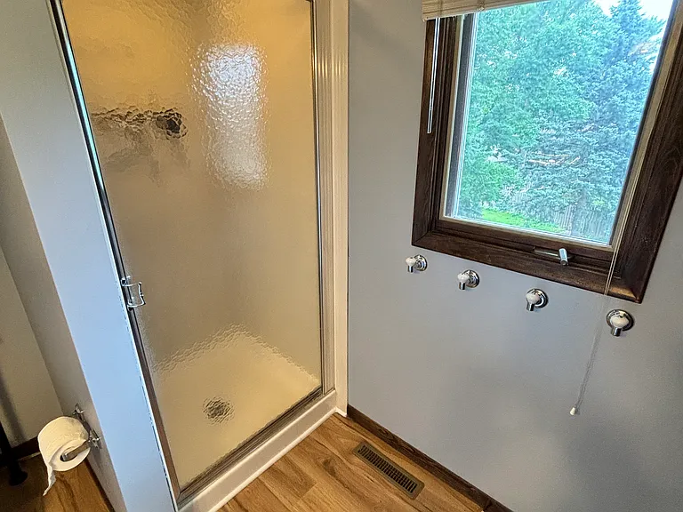 15517 Jones Cir — Photo 19