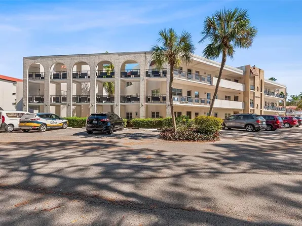 100 El Camino Dr APT 305, Winter Haven, FL 33884