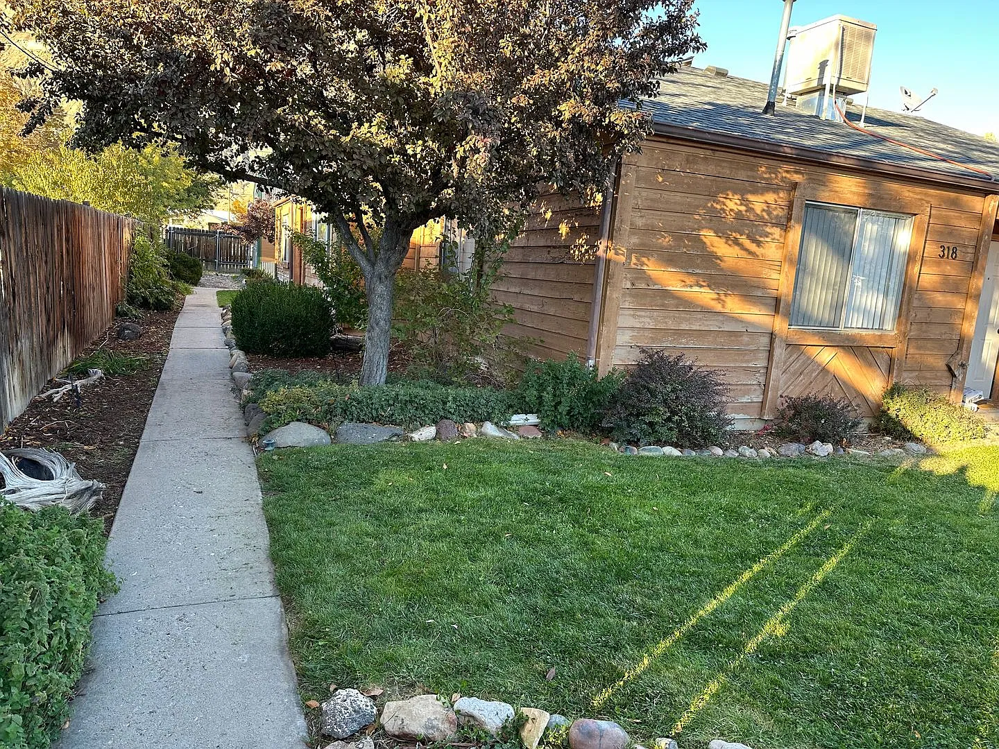 318 W Second St — Photo 1