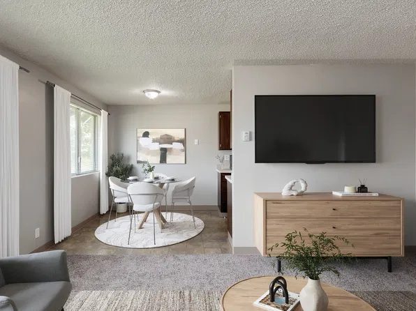 The Lindale Apartments