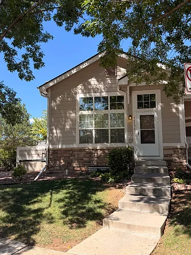 1613 Metropolitan Dr #C Photo 1