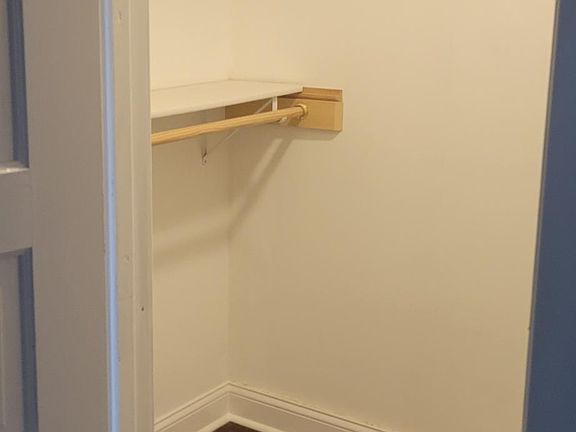 2nd image of 2038 Lincoln Ave