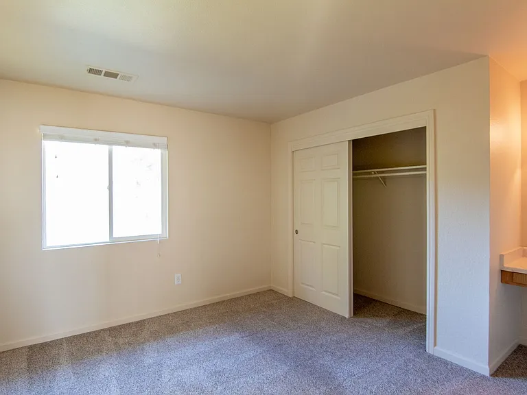 1880 Conifer Way — Photo 9