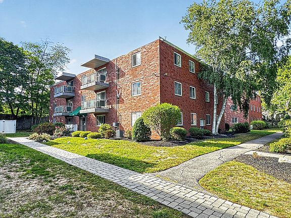 2nd image of 300 Commercial St APT 23