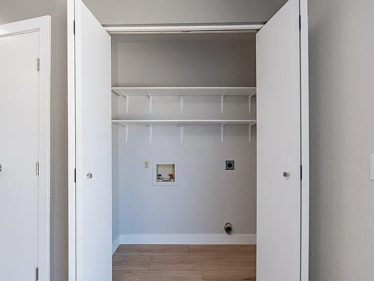 1535 N Horne #55 — Photo 13