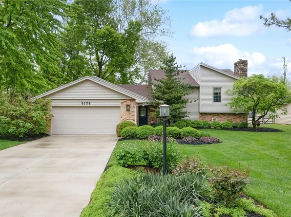 9178 Woodstream Ln, Dayton, OH 45458