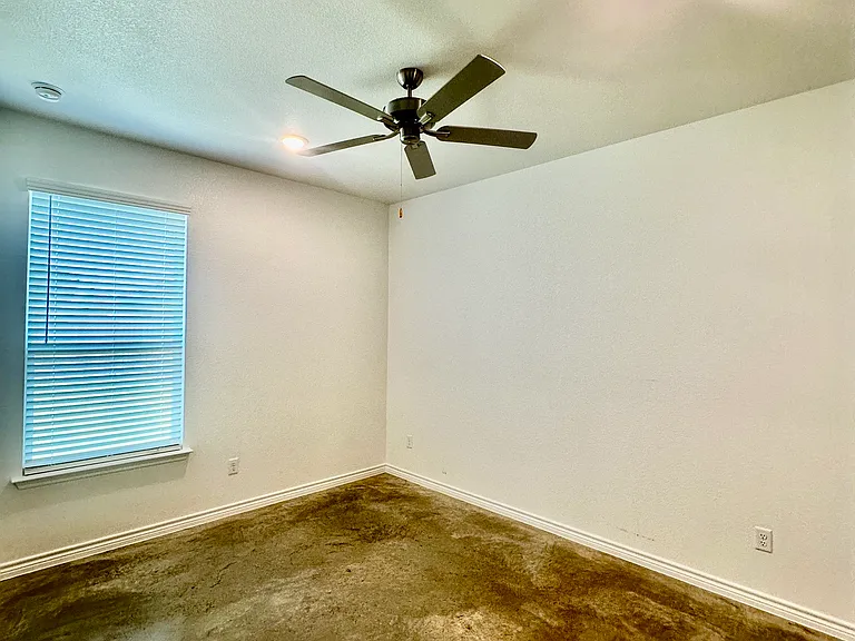3807 Sugar Hackberry Trl #B — Photo 17