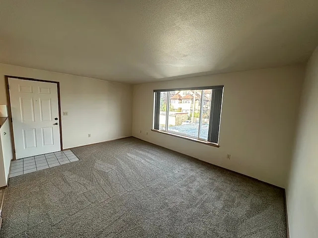 2 bed, 850 sqft, $1,625 — Photo 4