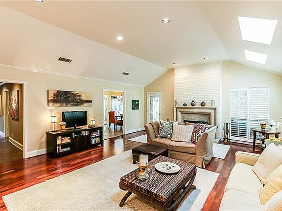3rd image of 6129 Plum Valley Pl